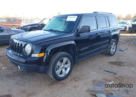 2013 Jeep Patriot Latitude из США, поврежденный, VIN 1C4NJPFB5DD141035